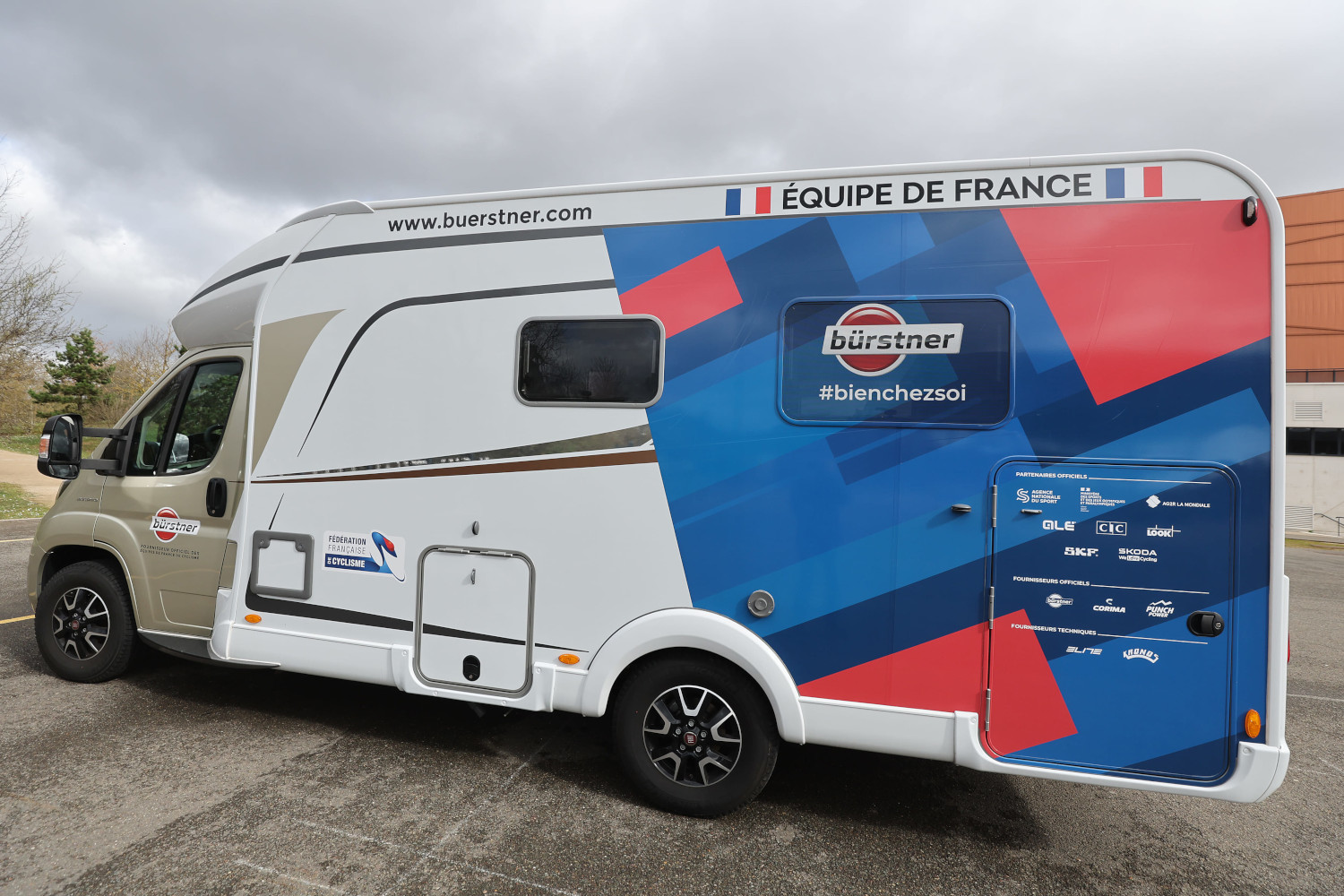 burstner camping car