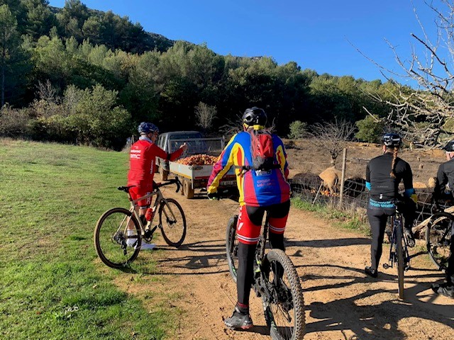 Sortie vélo ambassadrices FFC Alizée Collas