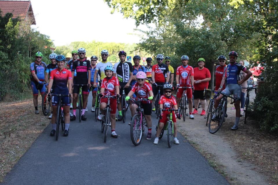 Sortie vélo ambassadrices FFC Alizée Collas